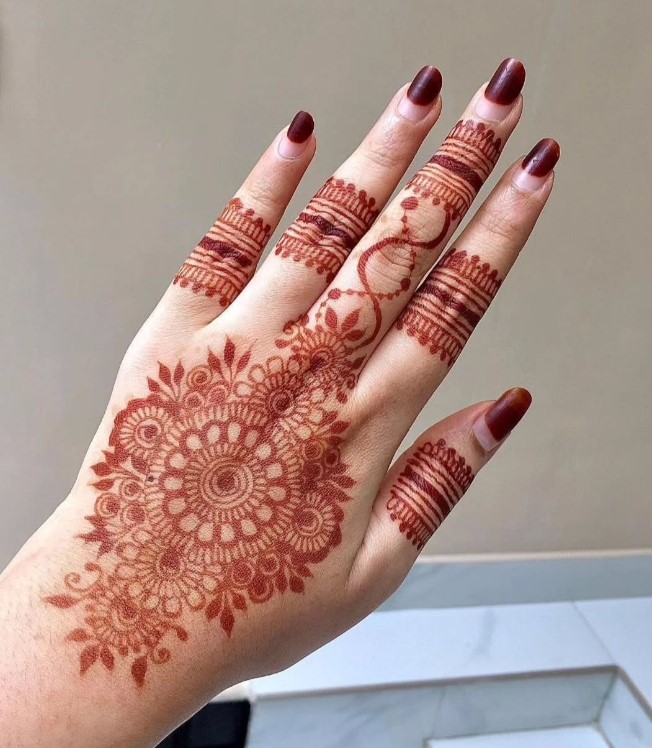 Unique Mehndi Design