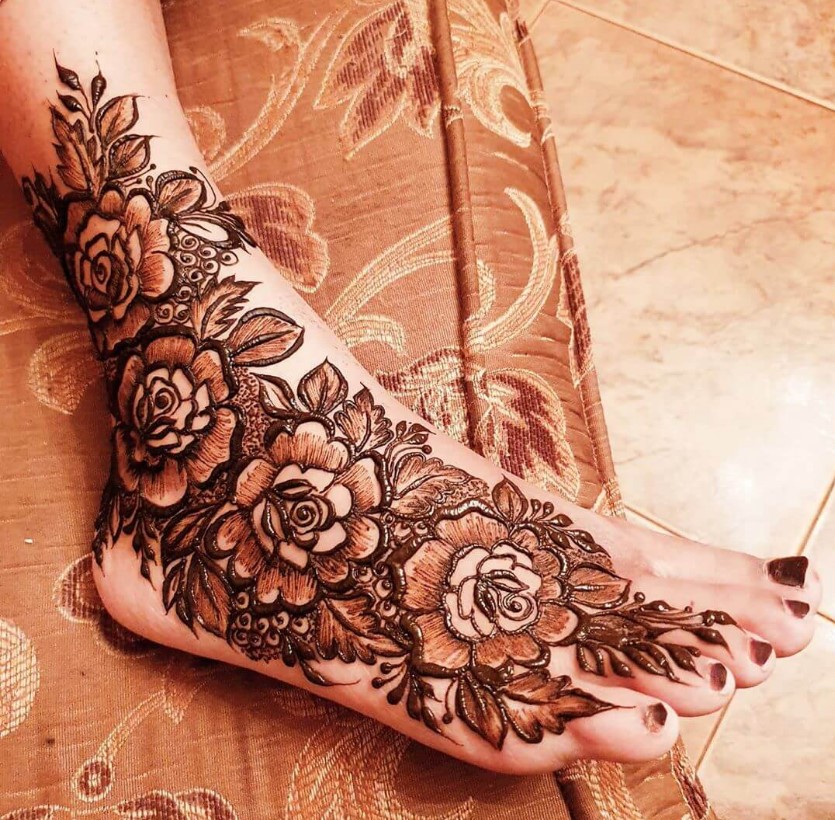 Foot Mehndi Design