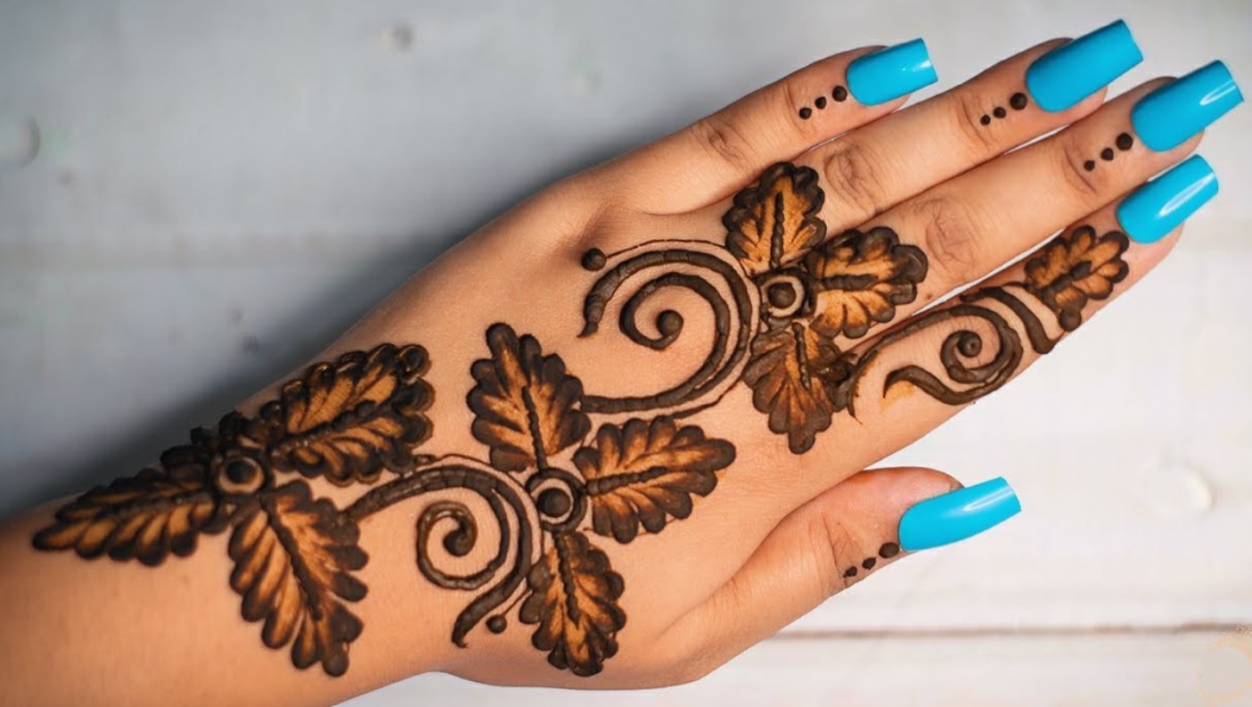 Traditional & Stylish Mehndi Designs