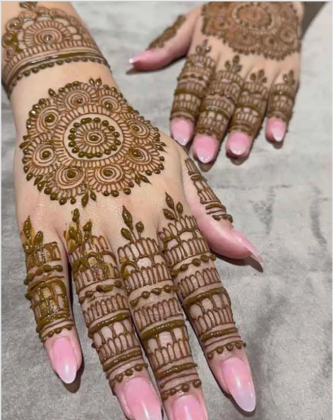 Elegant Mehndi Design