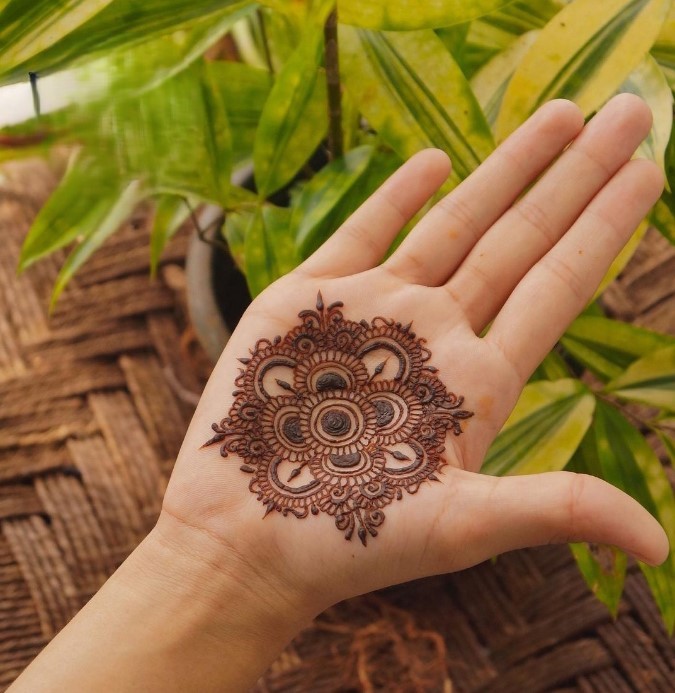 Front Hand Mehndi Designs