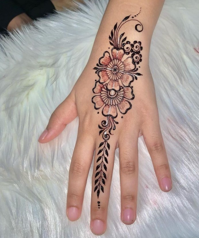 Unique Mehndi Design