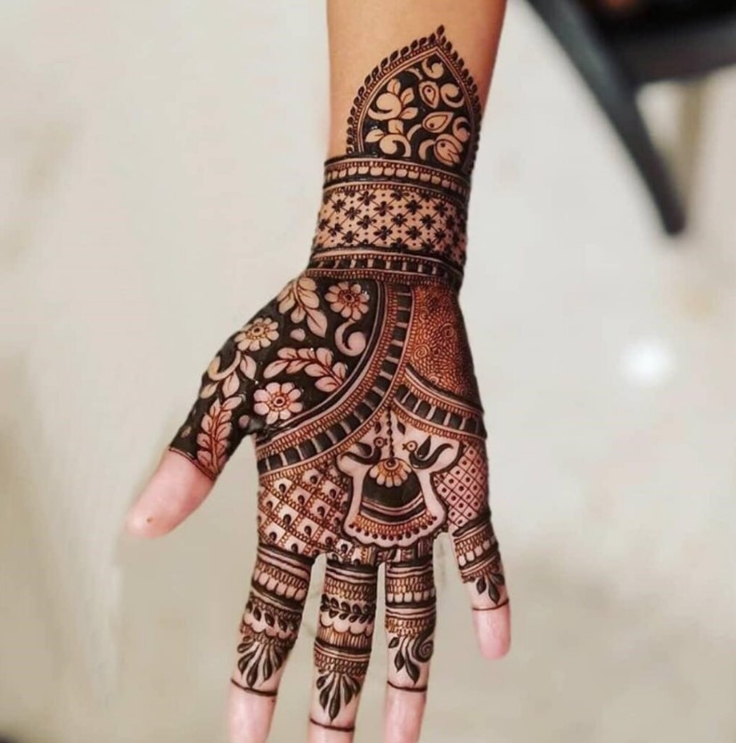 Traditional and Stylish Mehndi Designs