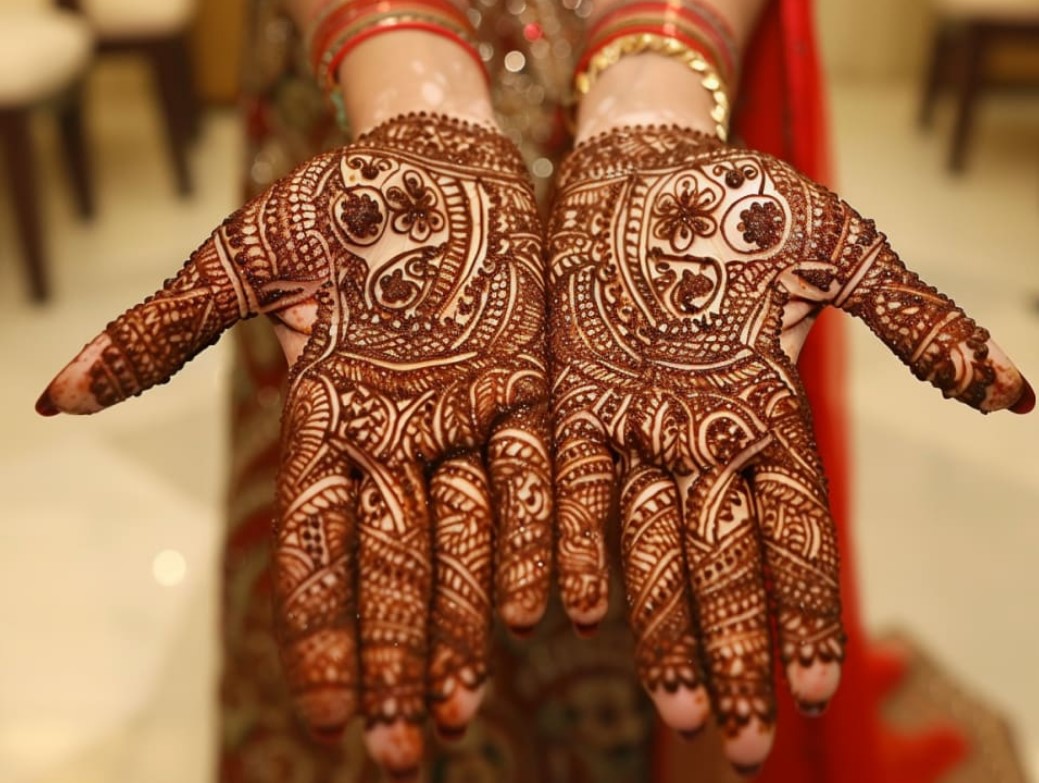 Traditional and Stylish Mehndi Designs