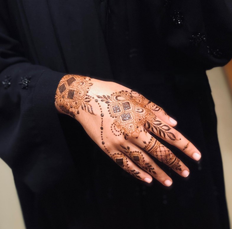 Trending Mehndi Designs