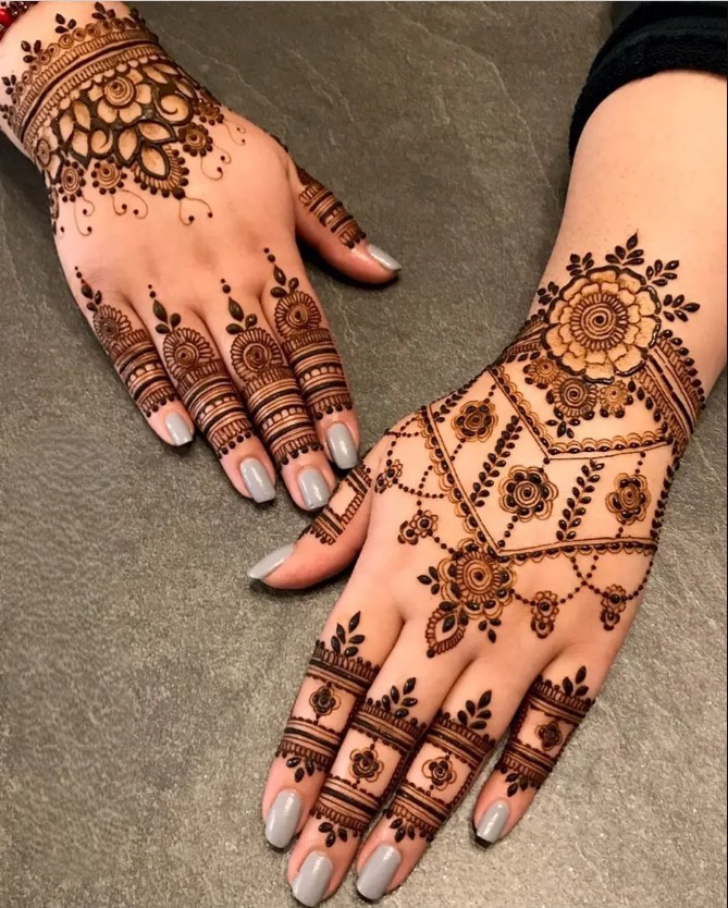 Finger Mehndi Designs