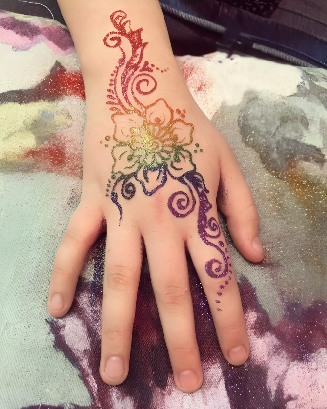 Unique Mehndi Designs