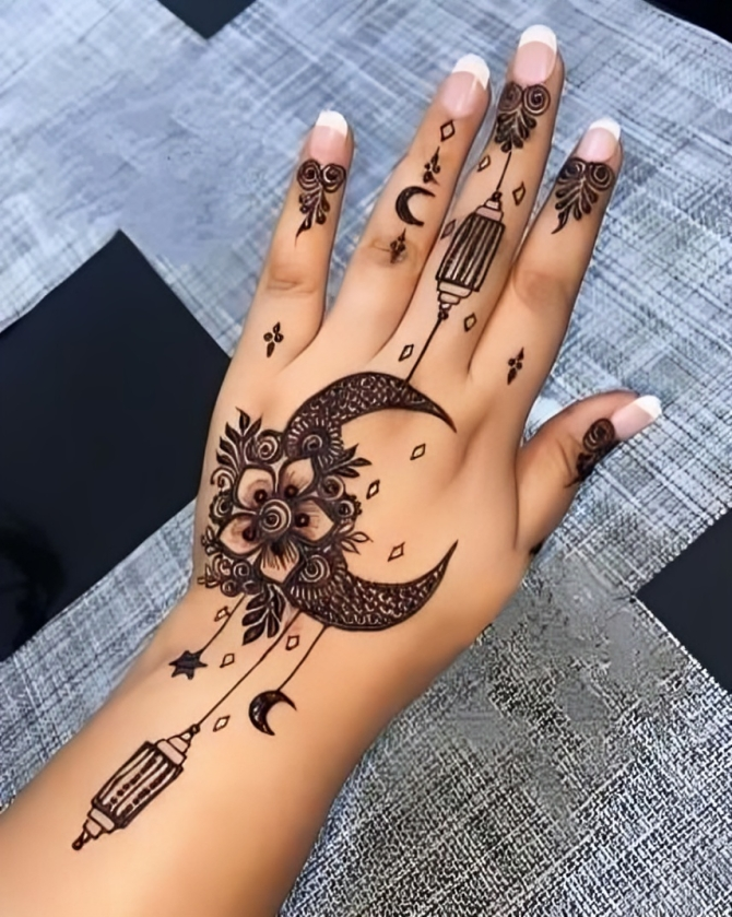 Artistic Eid Mehndi Designs
