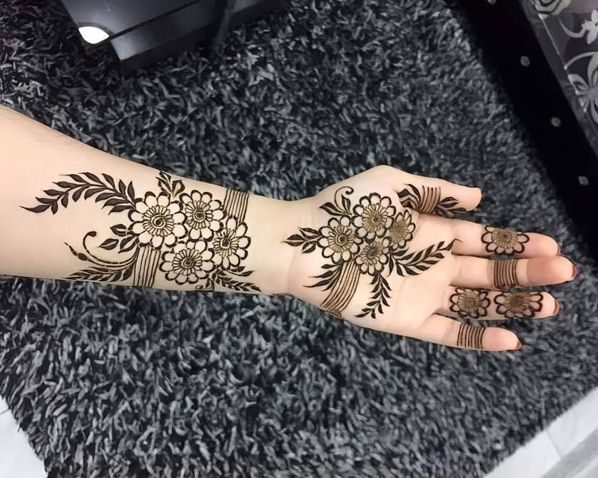 Trendy Mehndi Designs 2025