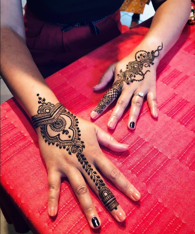 Mehndi-Designs-for-Hands-Simple-and-Beautiful-Ideas-for-girls.