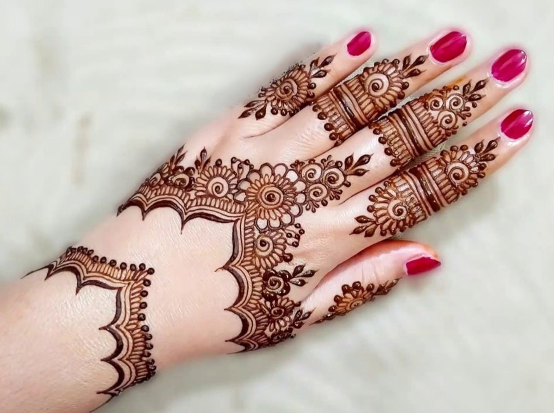 Trending Mehndi Designs 2025