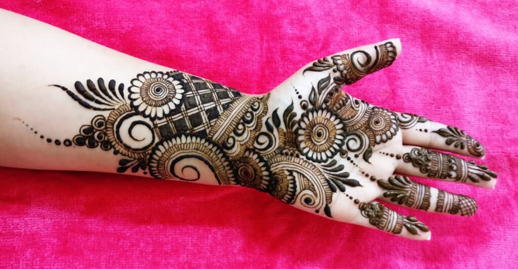 55-Gorgeous-Front-Hand-Mehndi-Designs