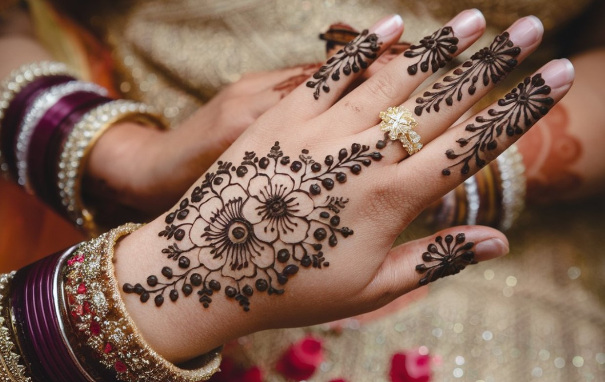 Simple-and-Beautiful-Bridal-Mehndi-Designs
