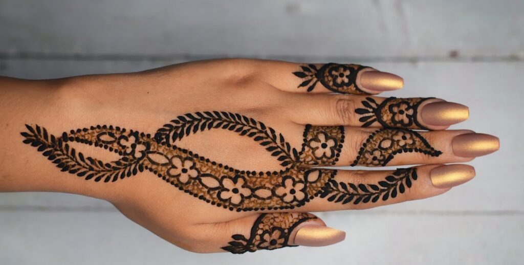Stylish-Indian-Mehndi-Designs