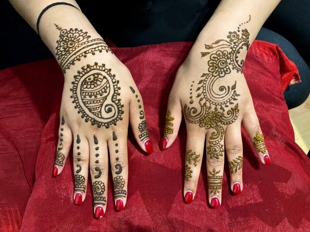 55-Gorgeous-Front-Hand-Mehndi-Designs