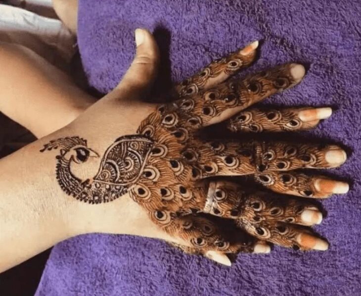 Royal-Front-Hand-Mehndi-Design