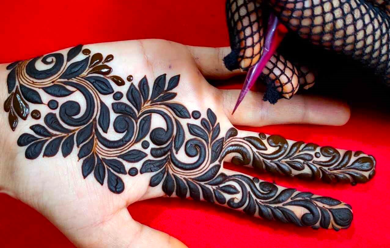 Modern-Mehndi-Design-for-Hand-2025-Creative-Stunning-Ideas