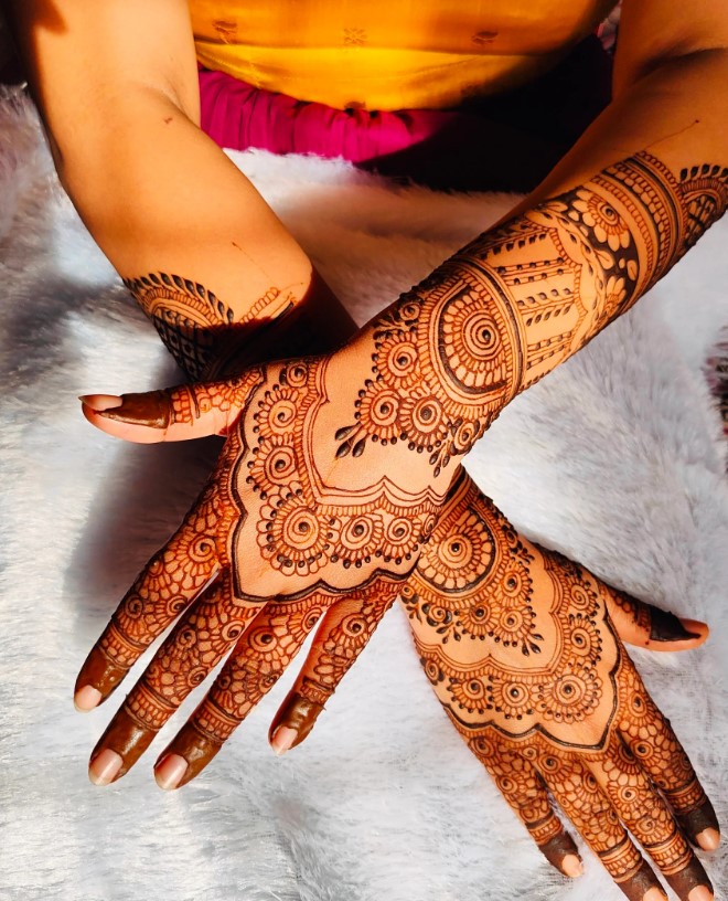 Mehndi-Design-Simple-and-Easy