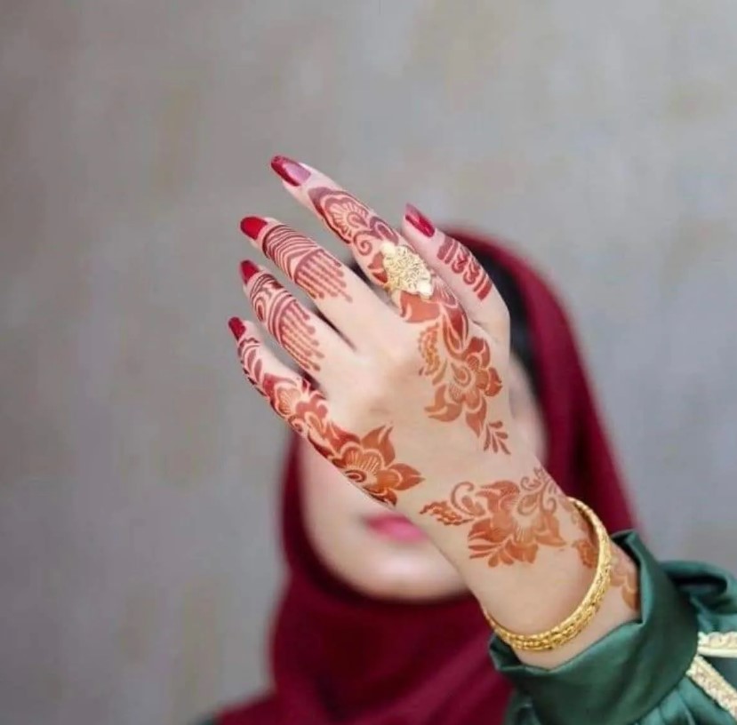 Arabic-Mehndi-Designs-Back-Hand