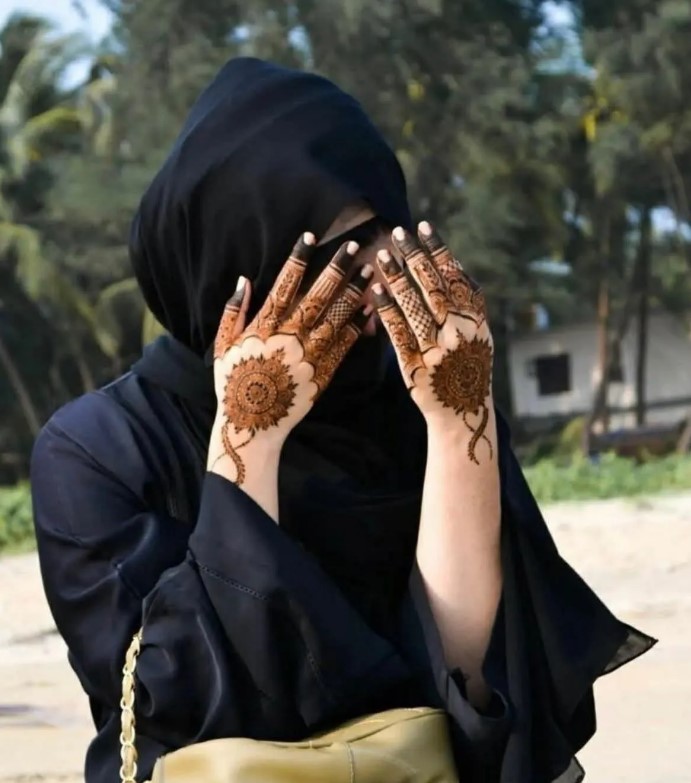 Arabic-Mehndi-Designs-Back-Hand