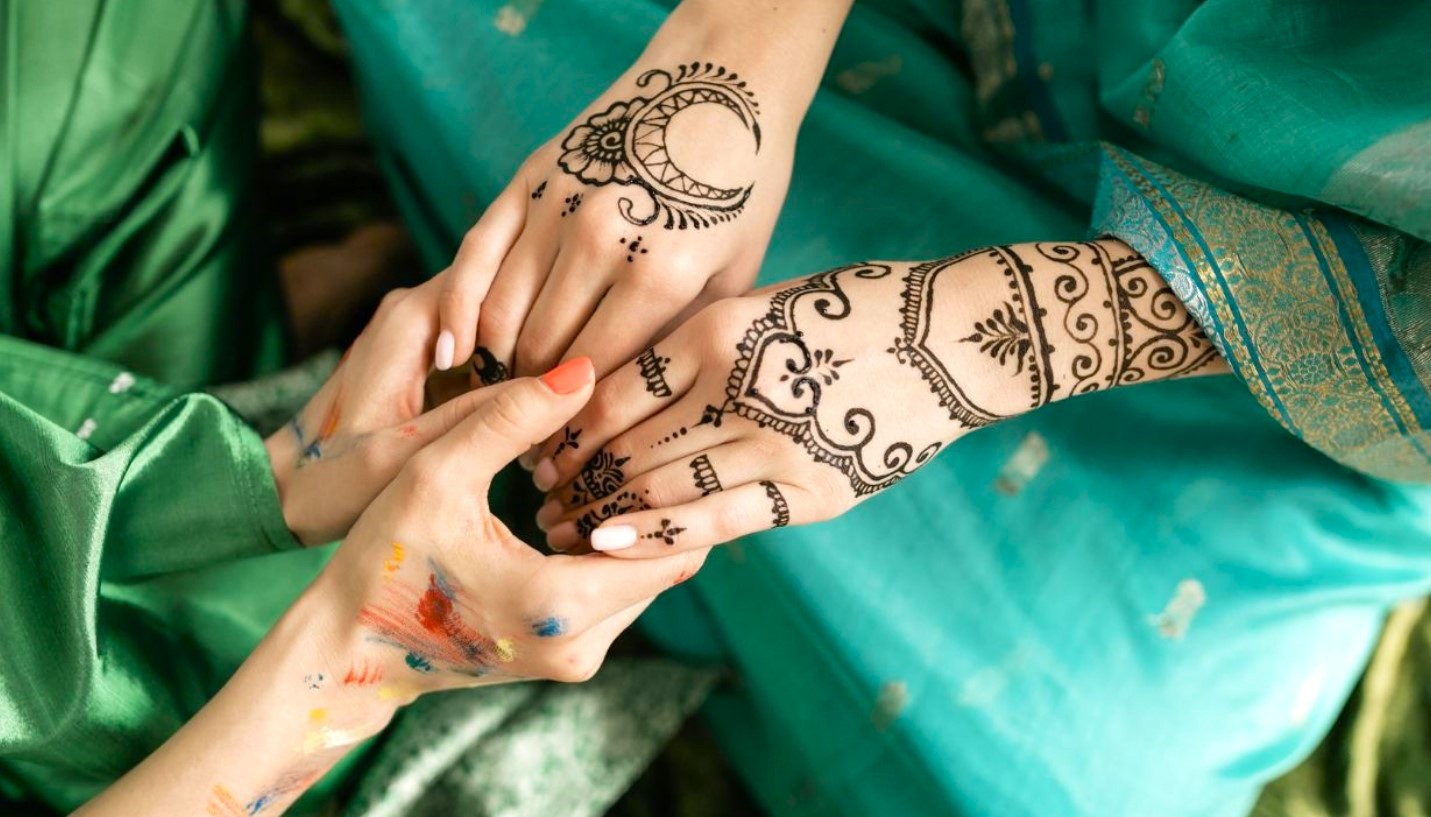 Mehndi-Designs-for-Hands-2025