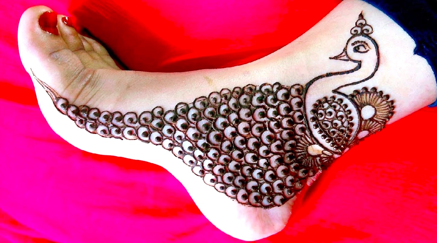 Top-10-Feet-Mehndi-Designs.