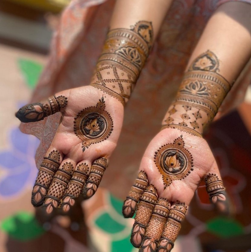 Arabic-Mehndi-Designs-2025