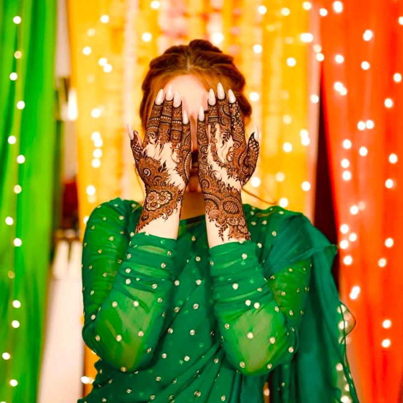 Mehndi-Designs-for-Hands-2025