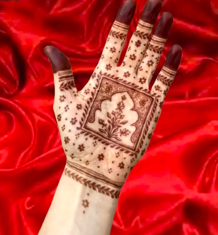 Henna-New-Mehndi-Design-2025