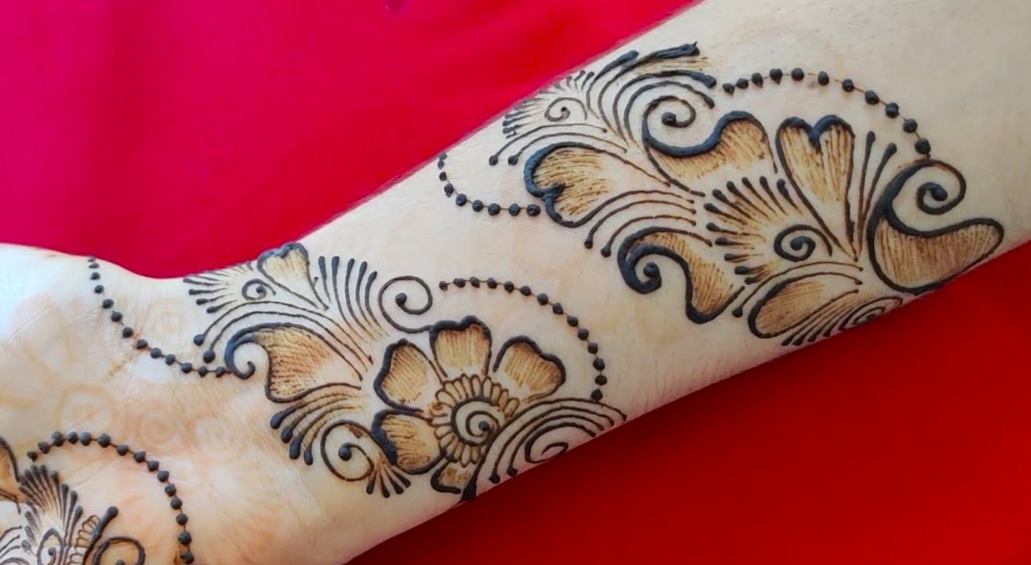 Henna-New-Mehndi-Design-2025