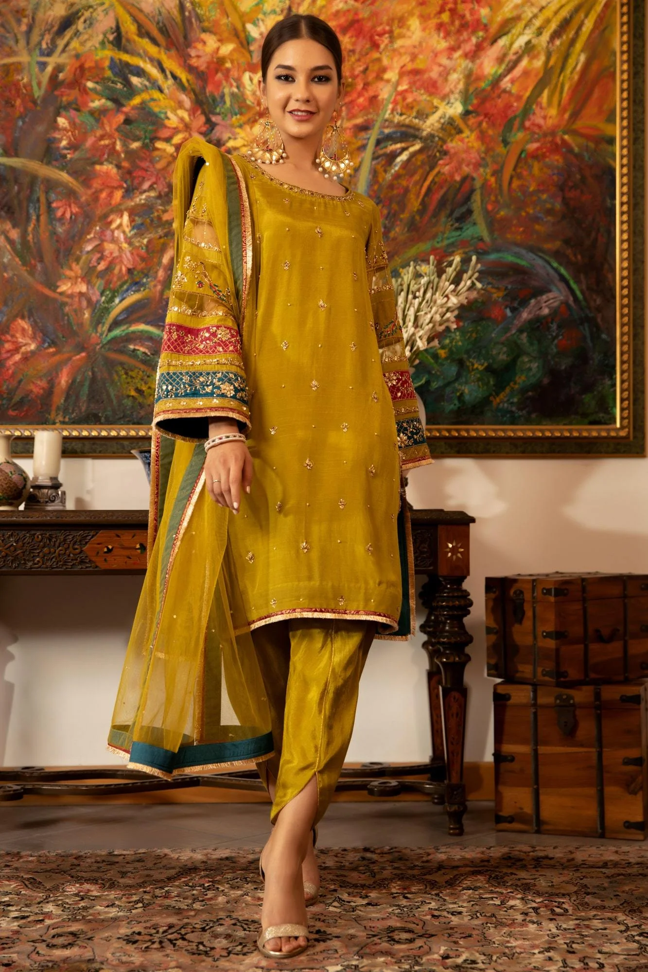 mehndi-dress-design-and-mehndi-design