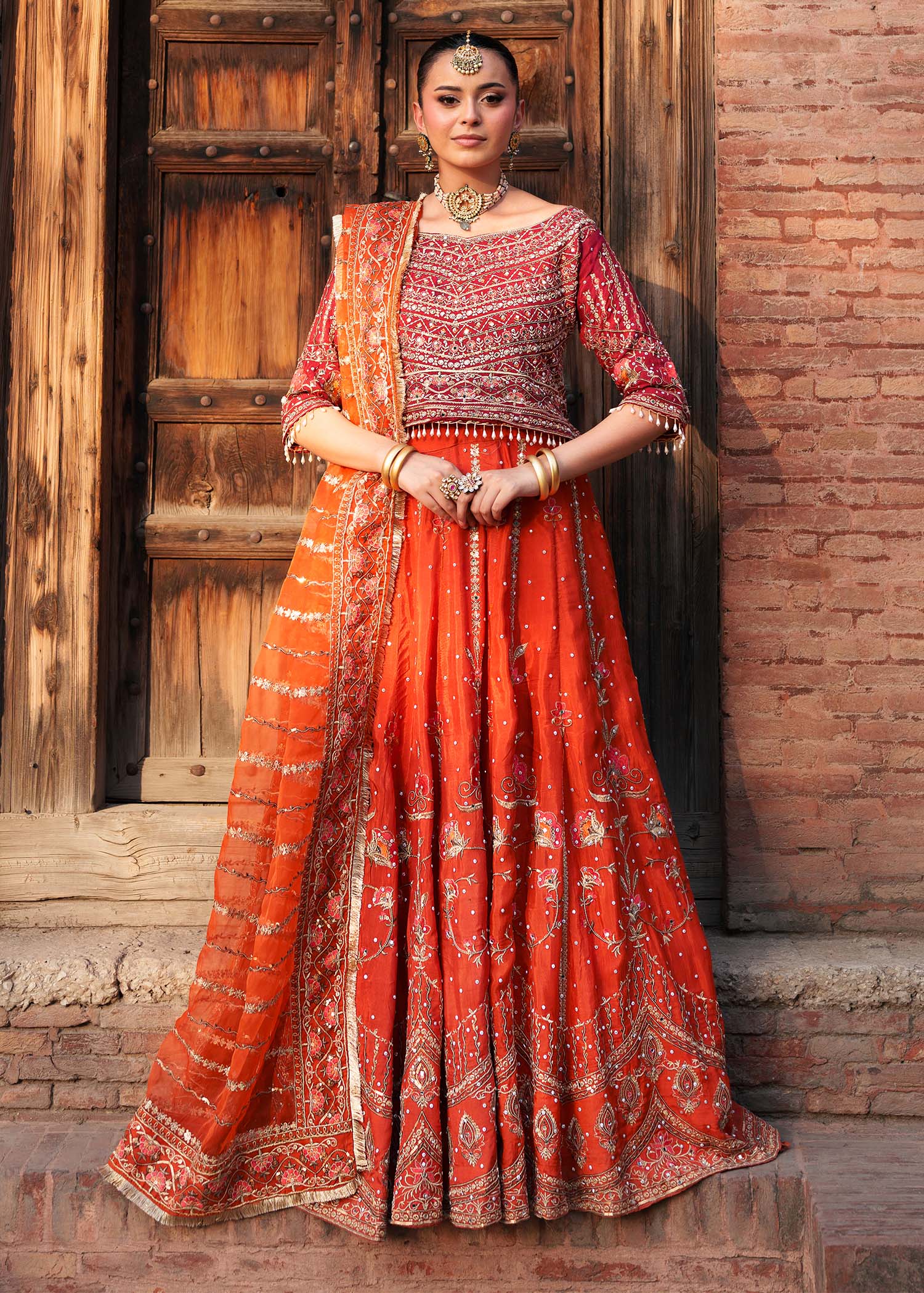 mehndi-dress-design-and-mehndi-design